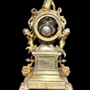 Đồng hồ để bàn