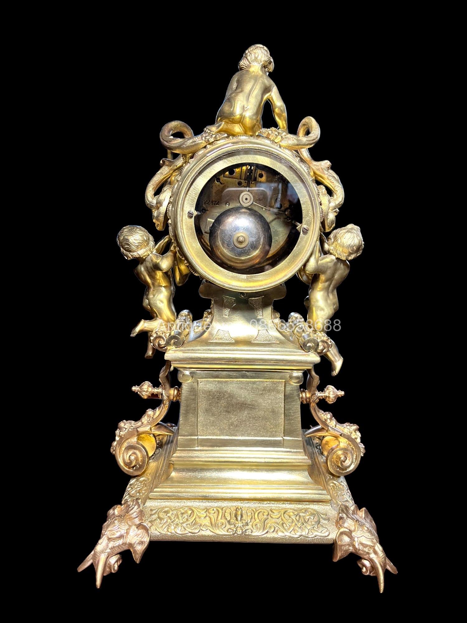 Đồng hồ để bàn Đồng hồ để bàn