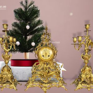 đồng hồ chân nến