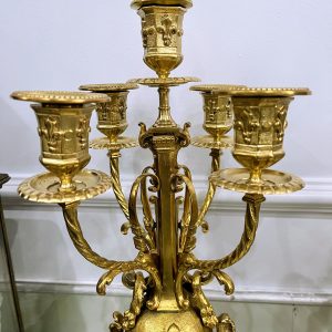 Bộ đồng hồ chân nến