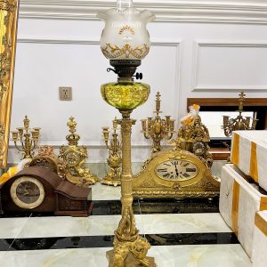 Đèn dầu Pháp