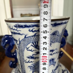 Cặp binh sứ tàu