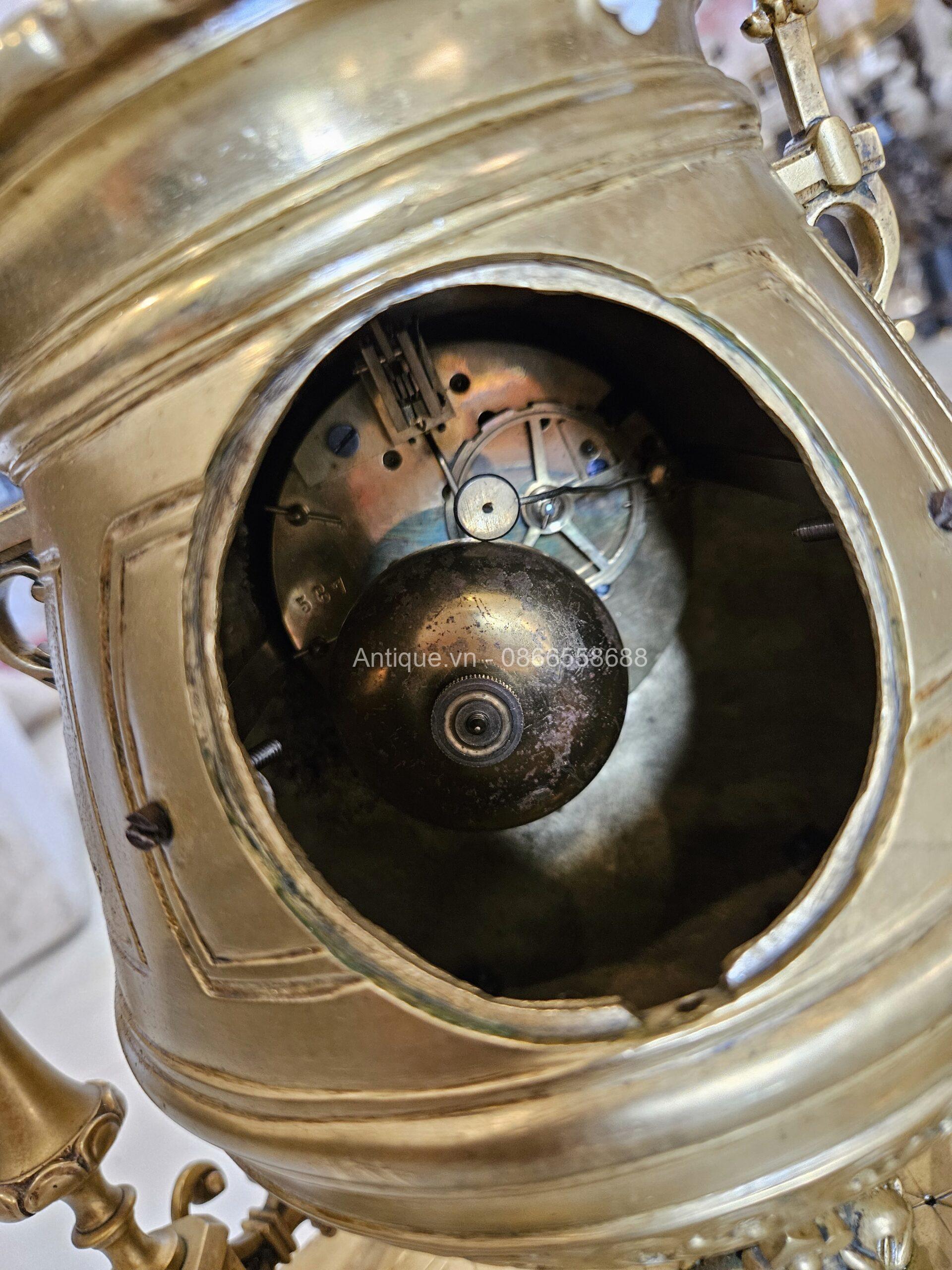 Đồng hồ để bàn Đồng hồ để bàn