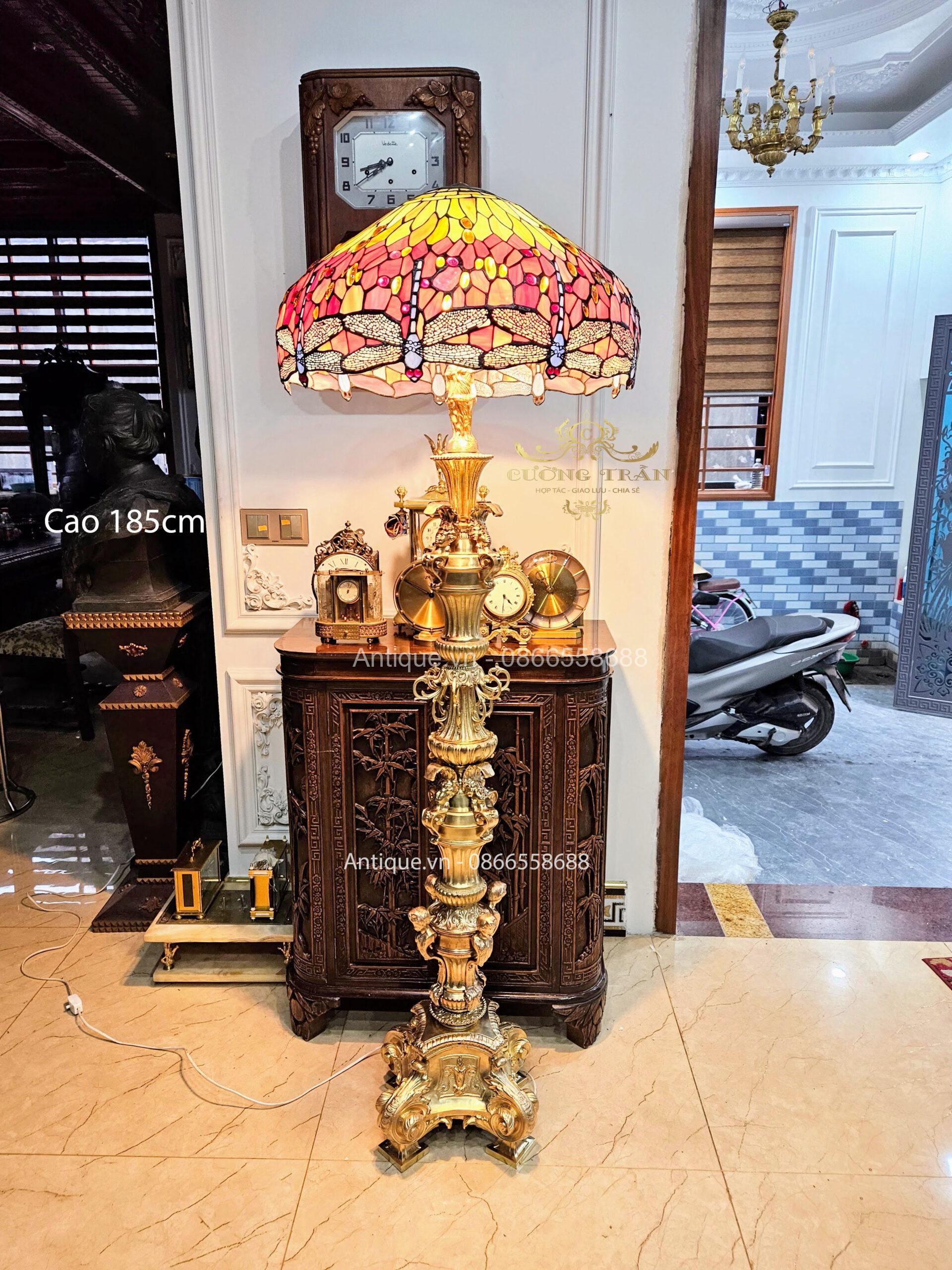 Đèn tiffani Đèn tiffani