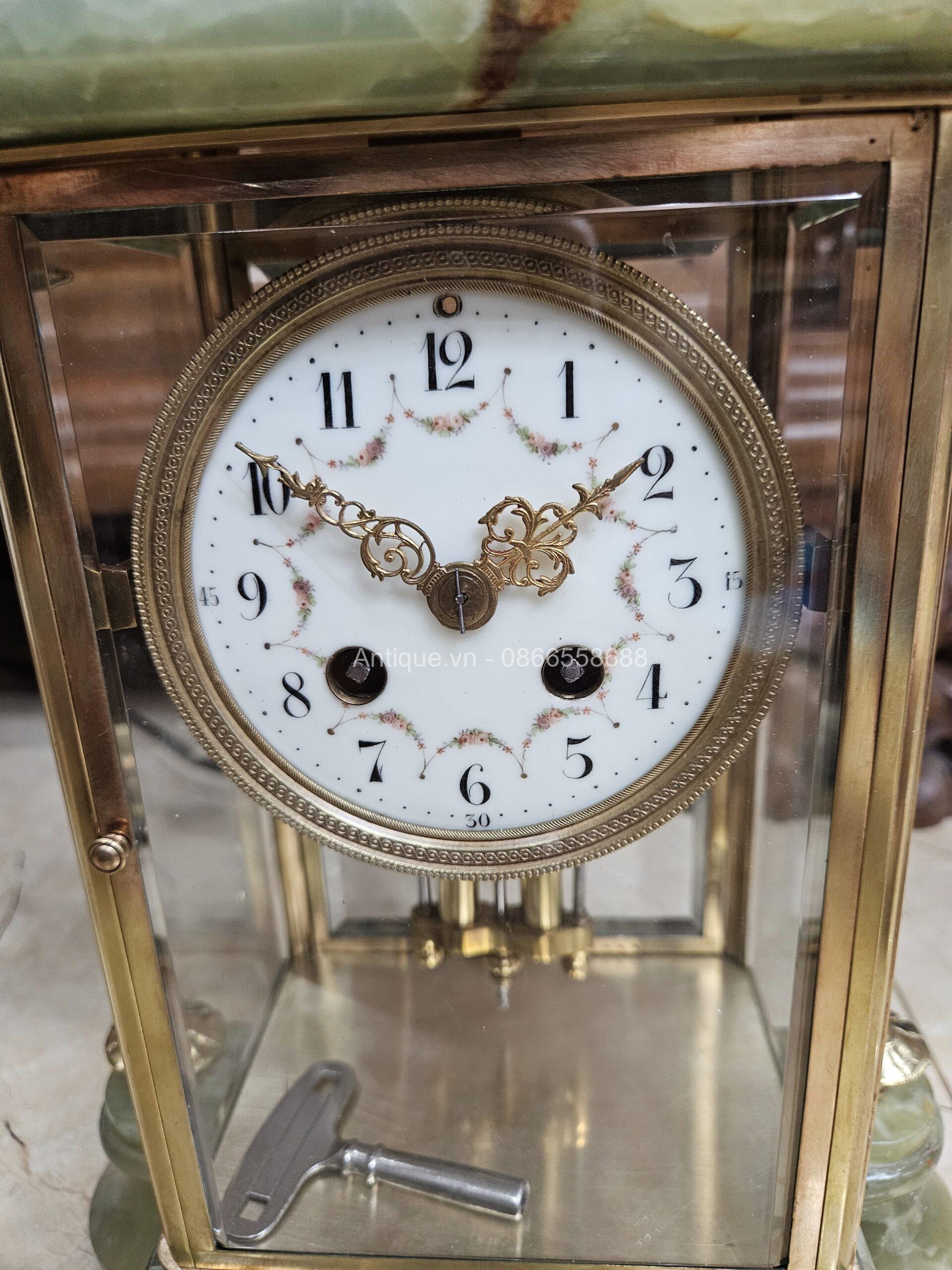 Đồng hồ để bàn Đồng hồ để bàn