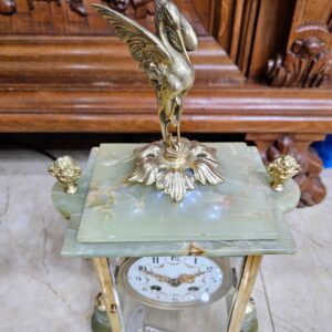 Đồng hồ để bàn