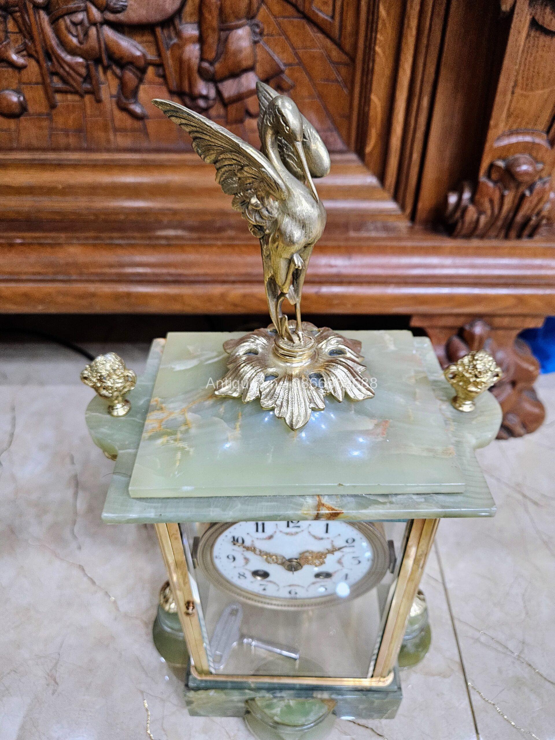 Đồng hồ để bàn Đồng hồ để bàn