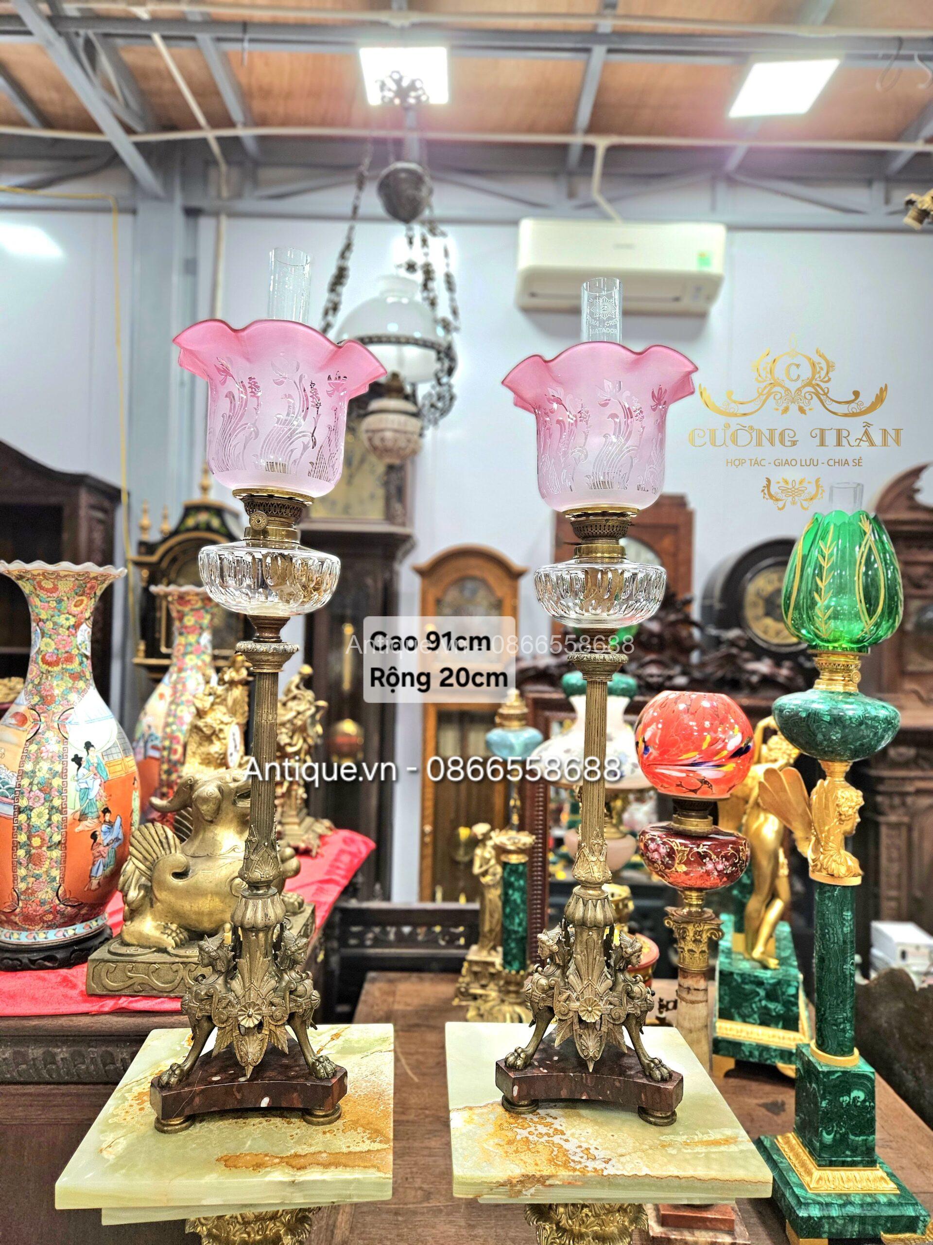 Đèn dầu cổ Đèn dầu cổ