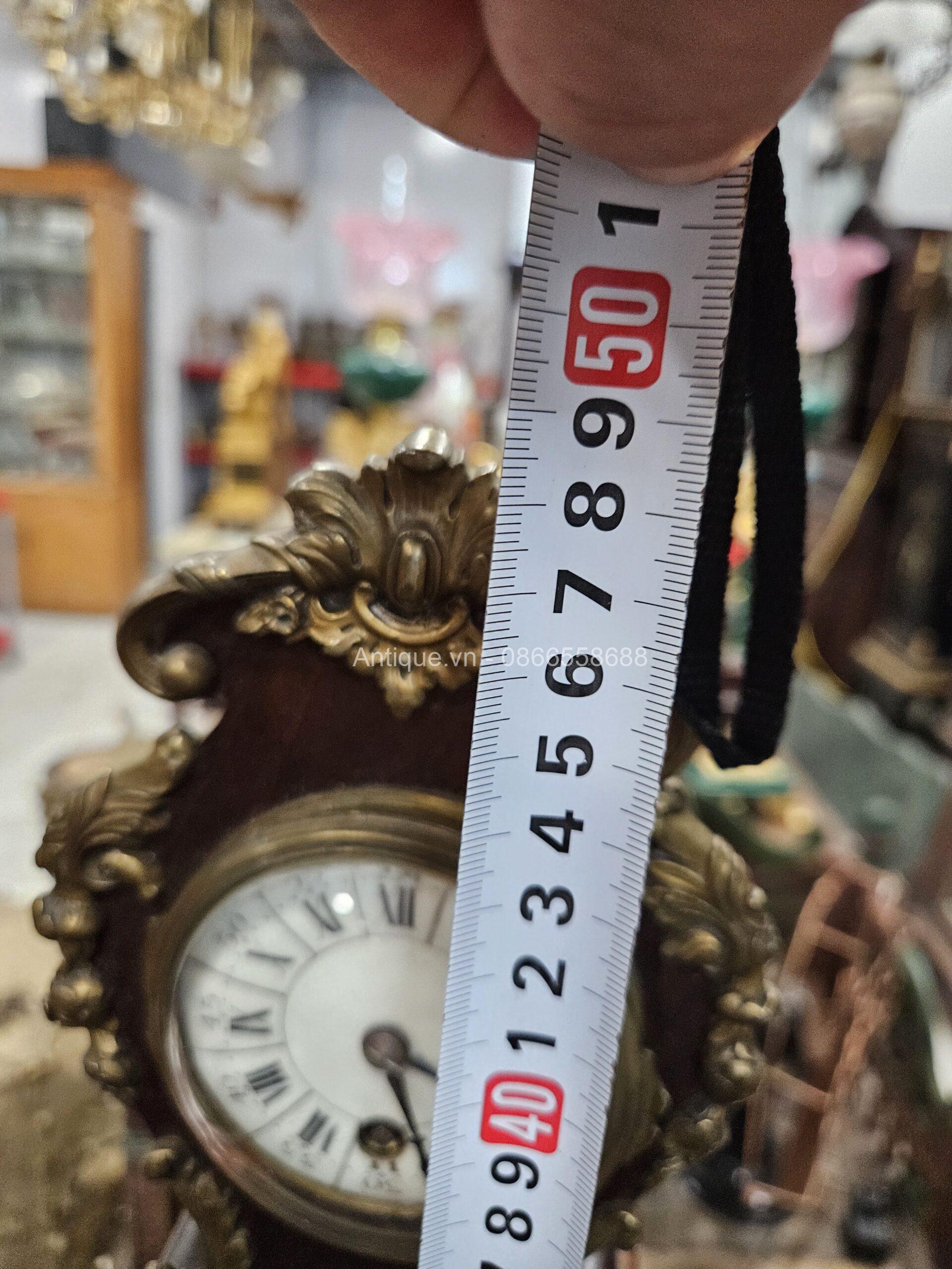 Đồng hồ để bàn Đồng hồ để bàn