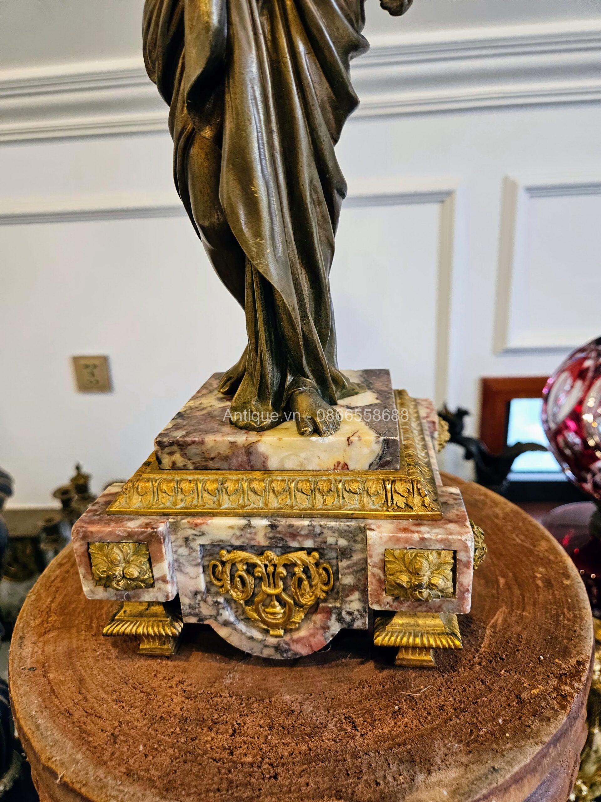 Đèn dầu tượng Đèn dầu tượng