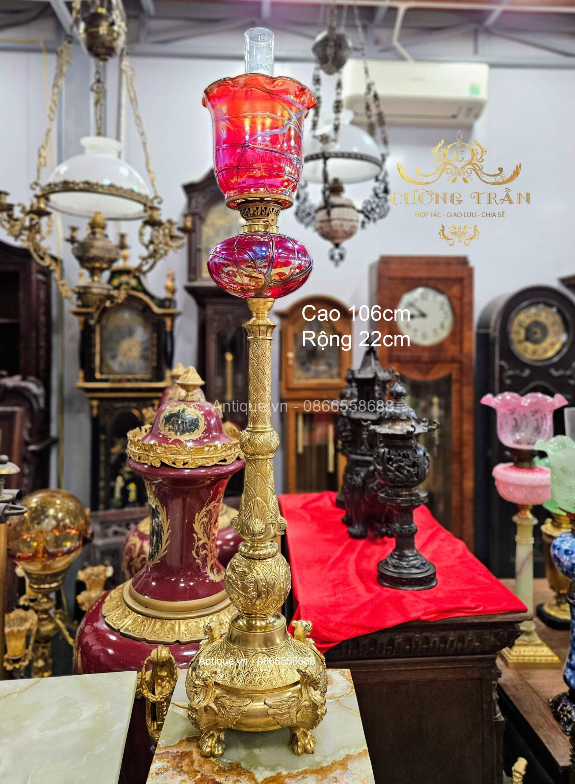 Đèn dầu cổ Đèn dầu cổ