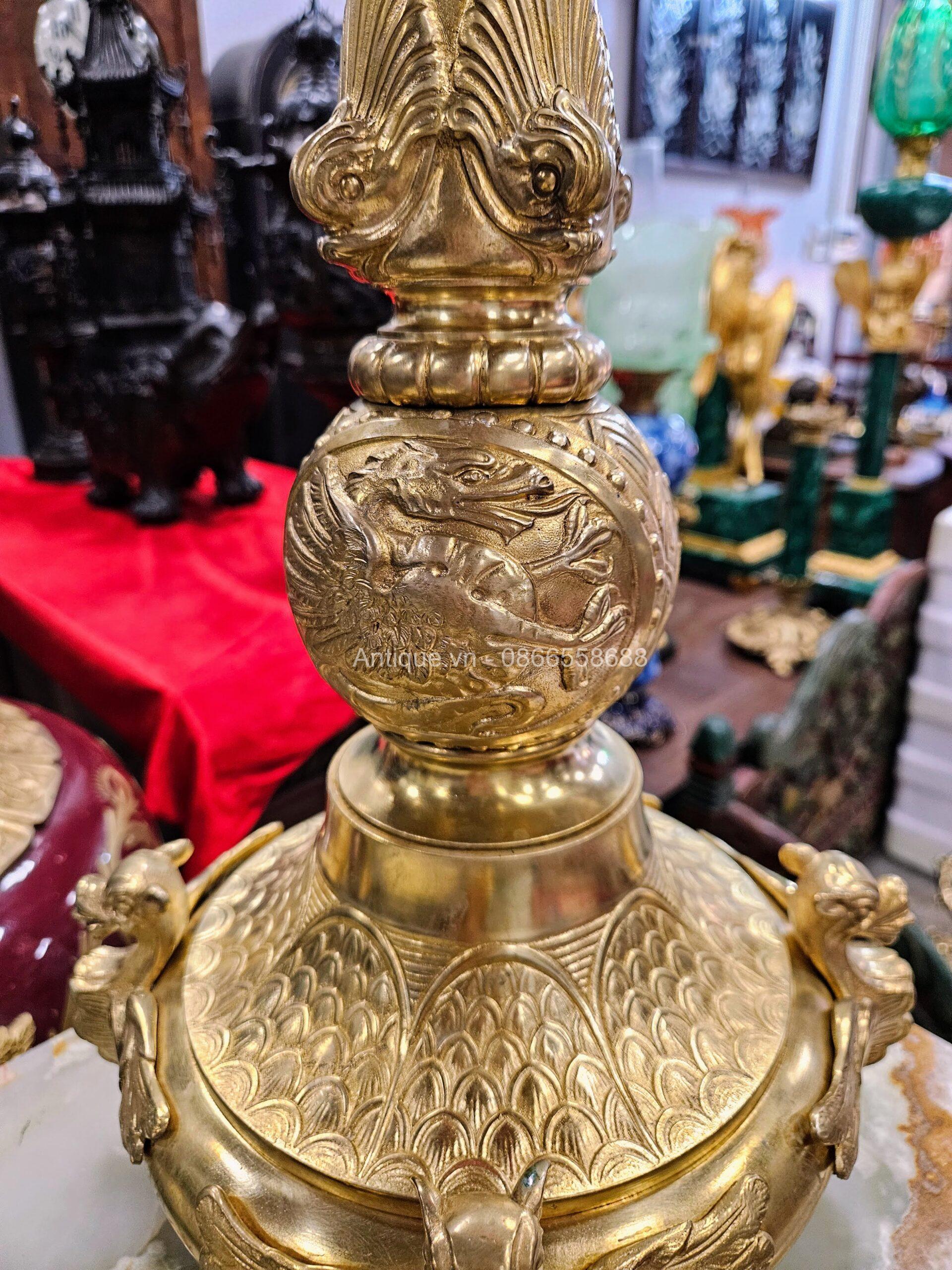 Đèn dầu cổ Đèn dầu cổ