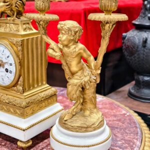 Bộ đồng hồ chân nến