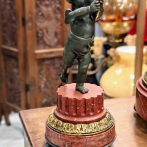 đồng hồ chân nến