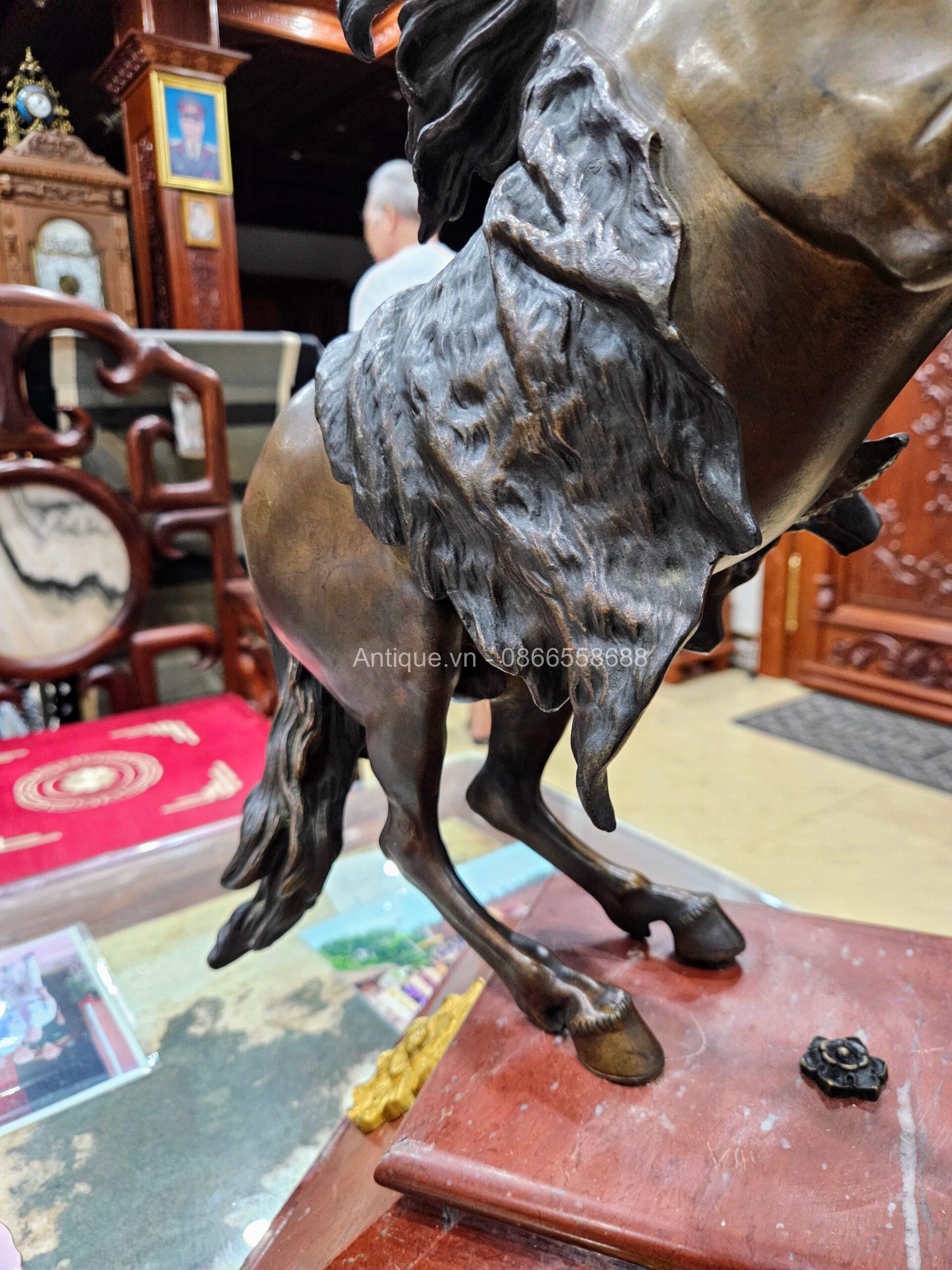 Ngựa marly Ngựa marly