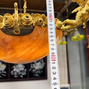 Đèn chao đá